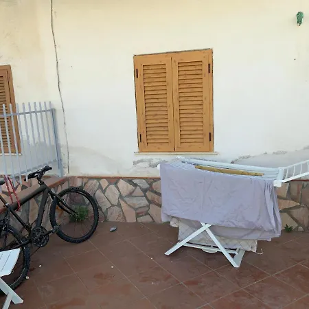 Casa Bianca Con Giardino Scalea