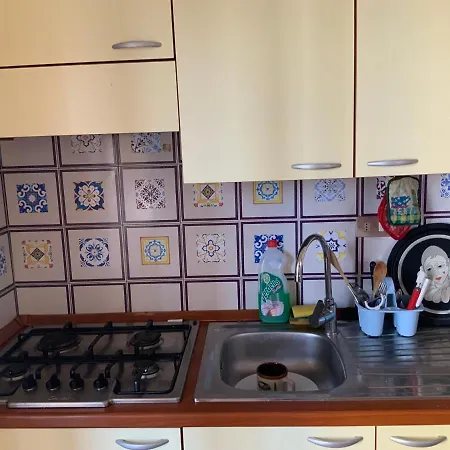 Casa Bianca Con Giardino Scalea